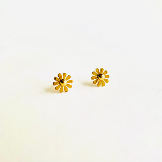 Daisy Studs
