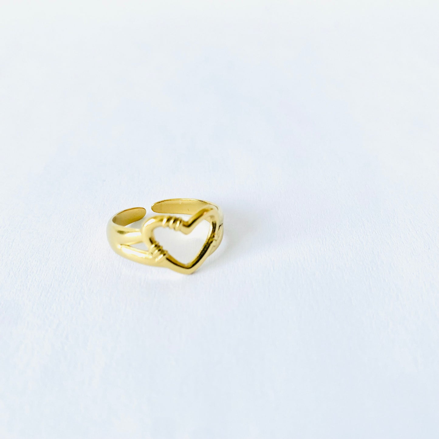 Hollow Heart Ring