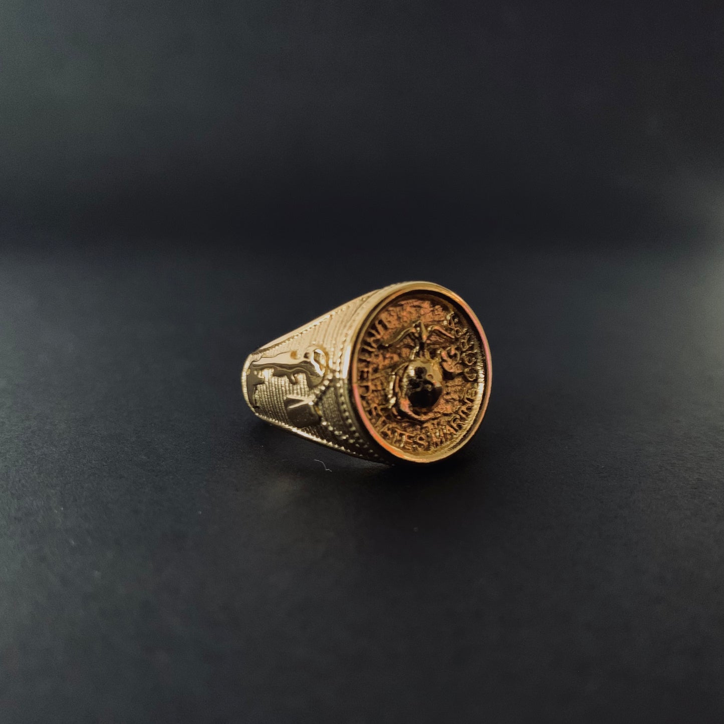 Gold US Marine Corps Signet Ring