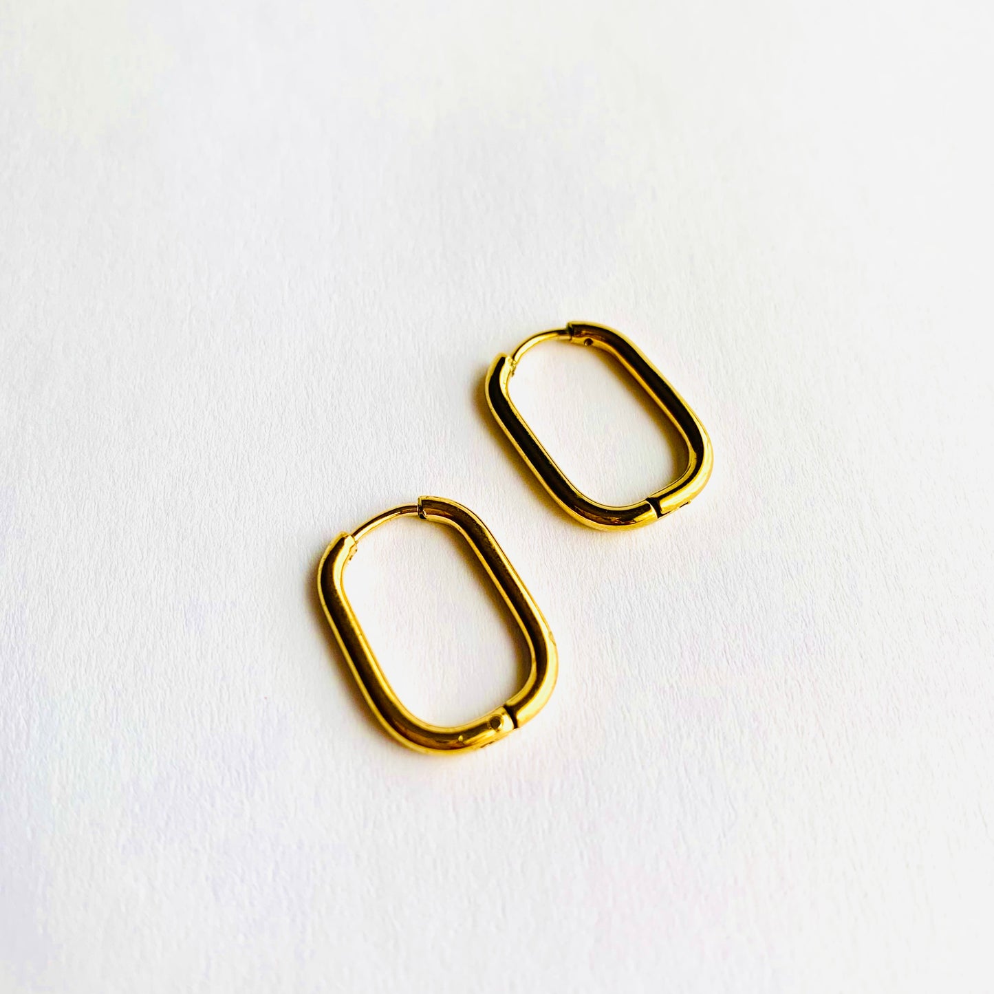 Midi Oval Hoops
