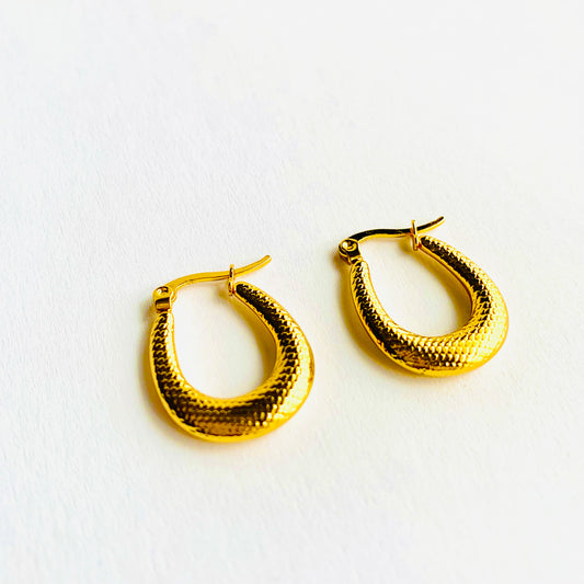 Textured Oval Hoops