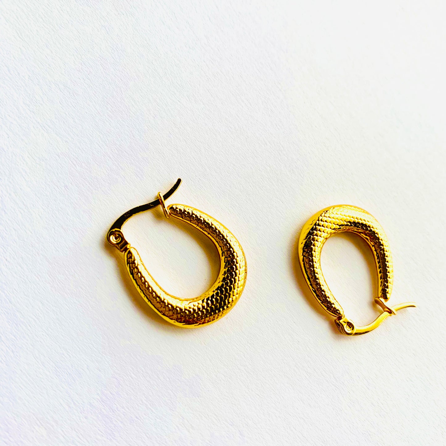 Textured Oval Hoops