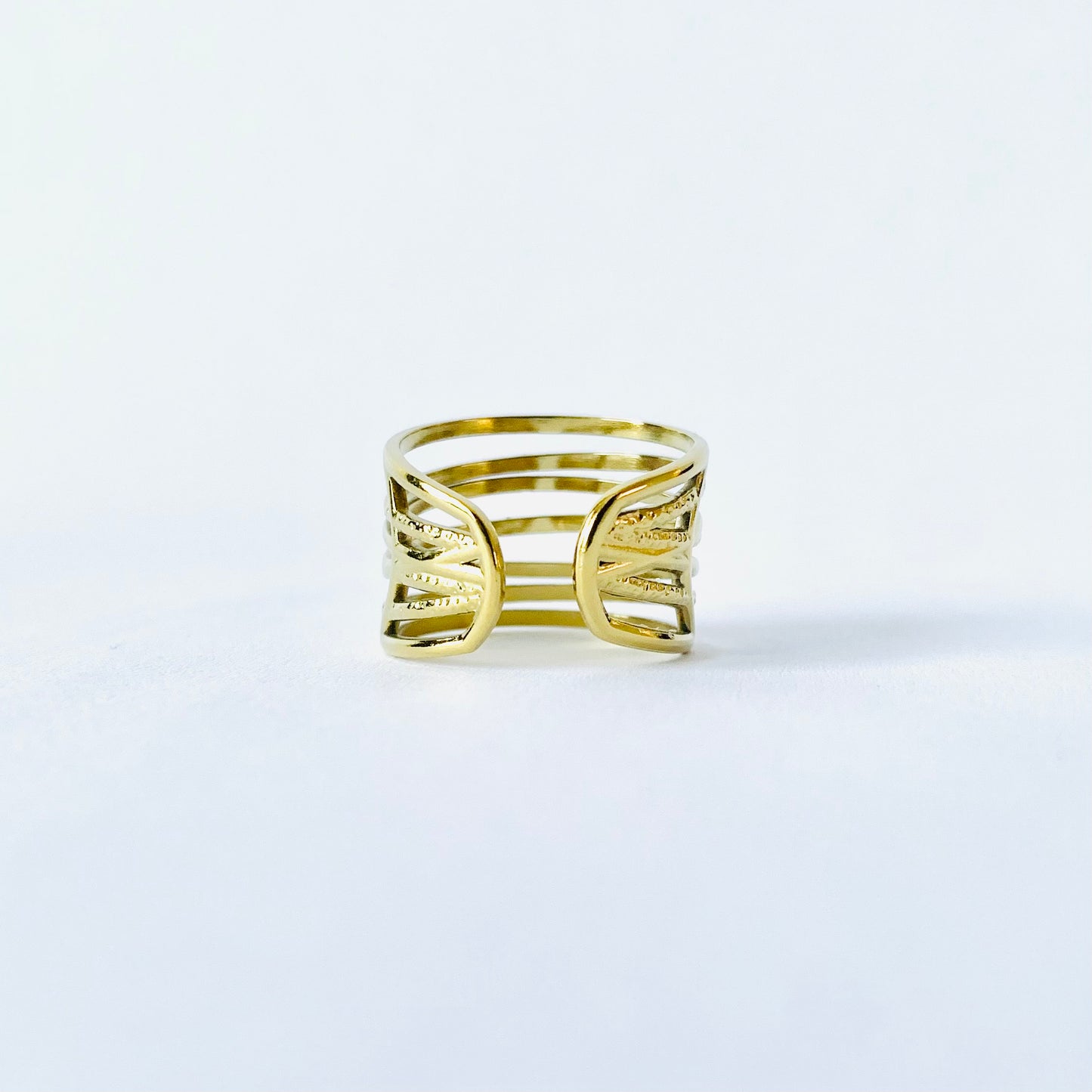 Gold Bold Lines Ring