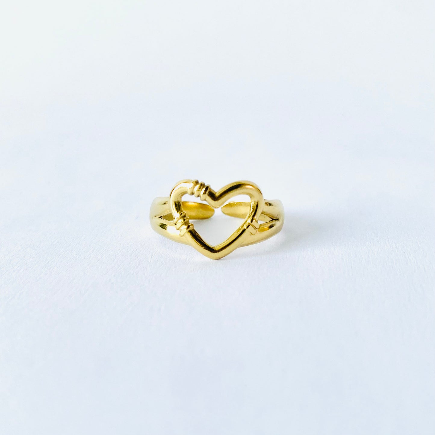 Hollow Heart Ring