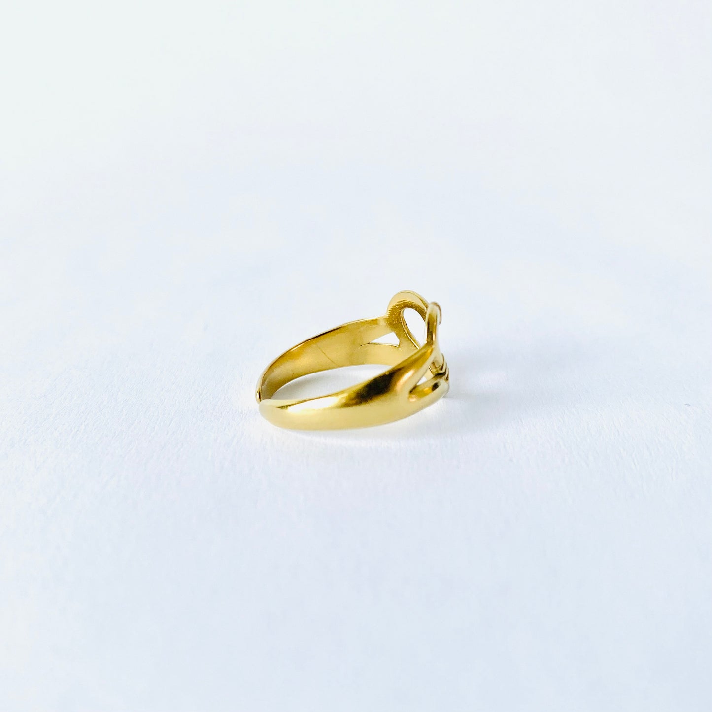 Hollow Heart Ring