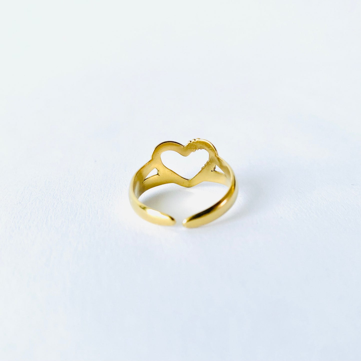 Hollow Heart Ring