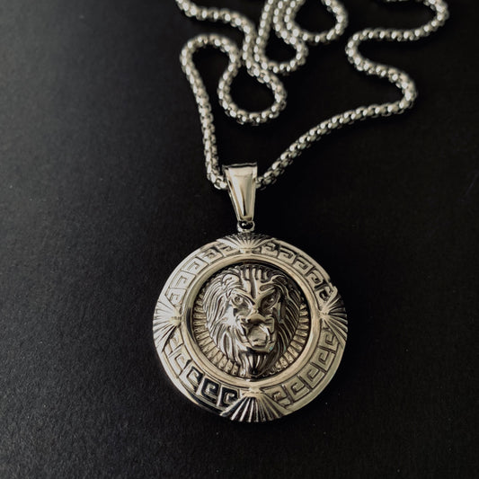 Silver Round Lion Head Pendant Necklace